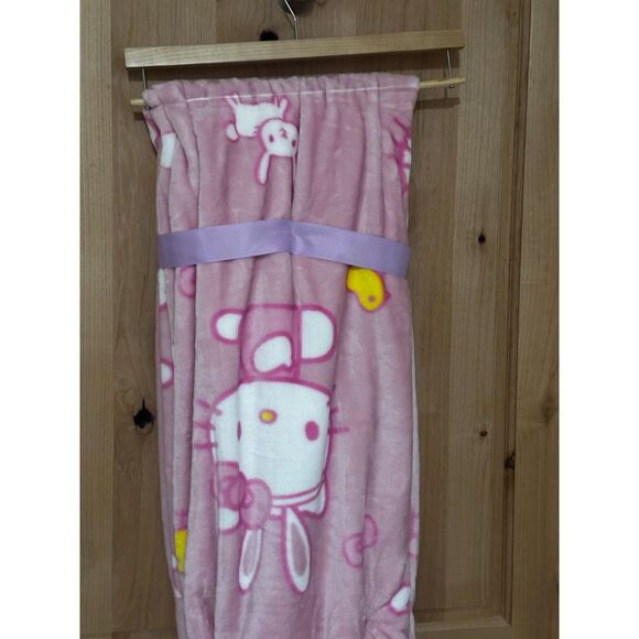 Hello Kitty Pink Easter Bunny Blanket 60 x 70 Inches NWT - Picture 1 of 4